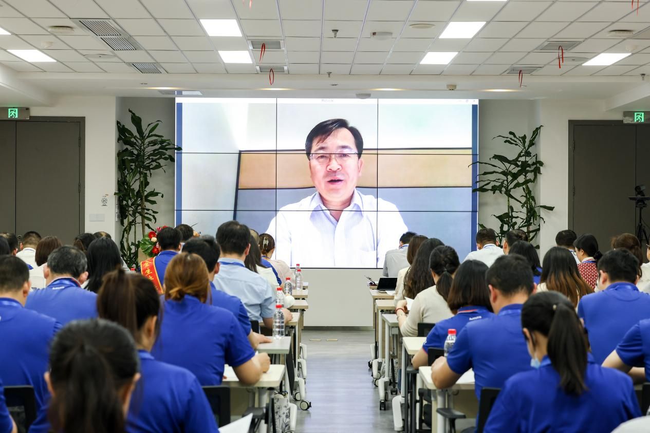 2-尊龙凯时 - 人生就是搏!党委书记魏燕青全程线上参会，并作企业工作报告